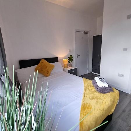 Stoke-on-Trent 23 Woodhouse 빌라 외부 사진